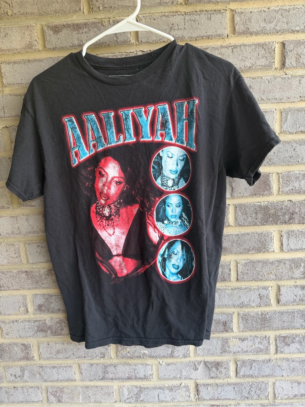 Aaliyah Graphic Tribute Tee Faded Black Rap Streetwear T-Shirt Flawed
